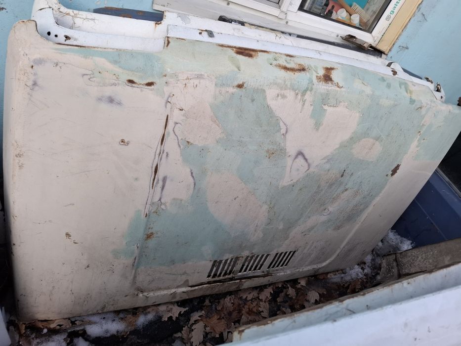 Нива капоты.  ..