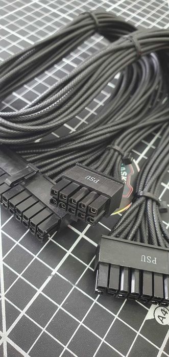 Cablu 18+10 la 24 pini pentru surse modulare Seasonic / Asus Strix