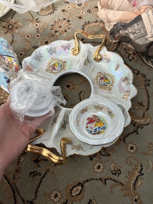 различная посуда, конфретницы, хрустальные