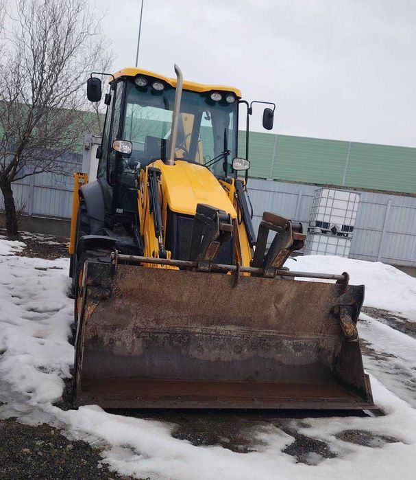 Buldoexcavator JCB 3CX