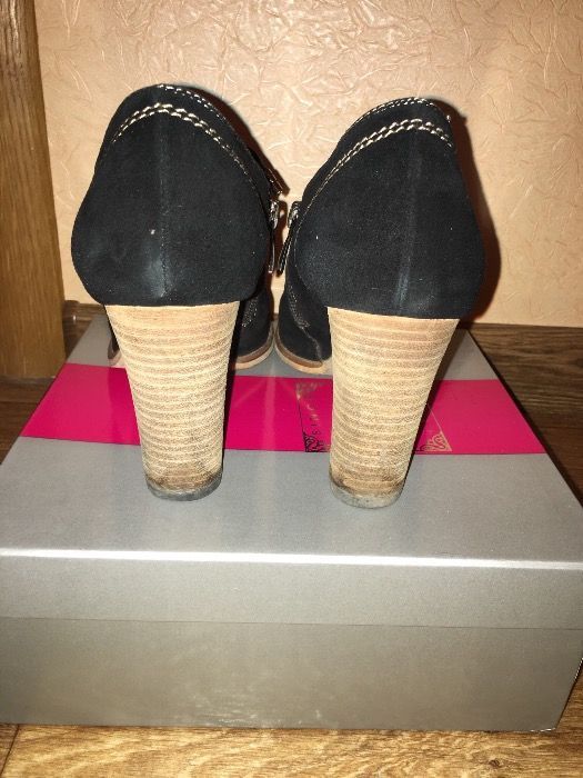 Ботинки женские