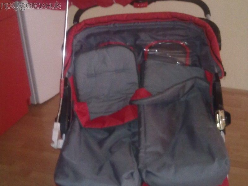 Детска количка за близнаци