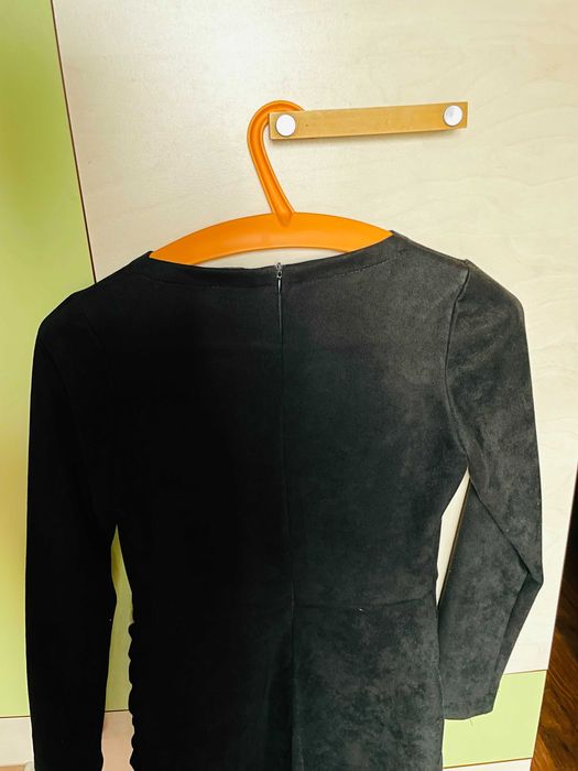 продам маленькое черное платье