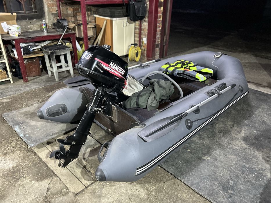 Аква 2.8 с двигателем 6 лс лодка