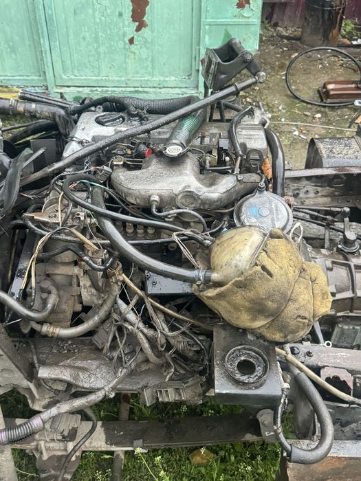 двигатель ссанг енг 2.3