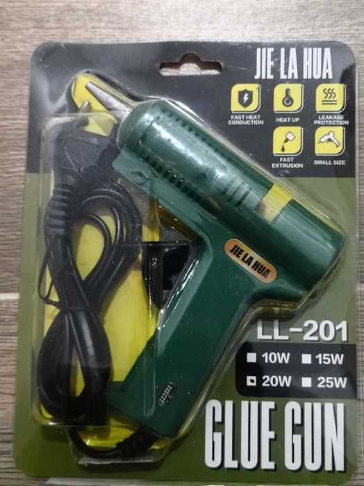 Pistol de lipit cu bare de plastic