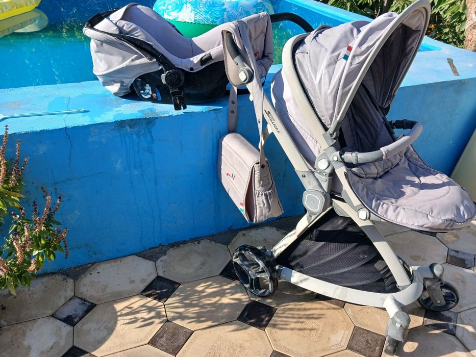 Продам детскую коляску