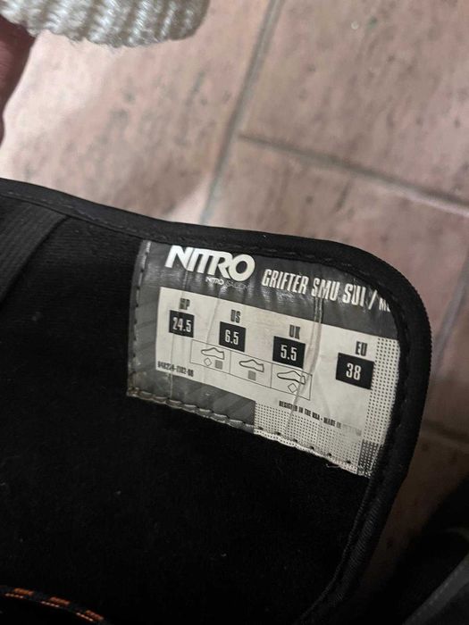 Booti Snowboard Nitro Grifter | Mărime EU 38 | Stare Excelentă