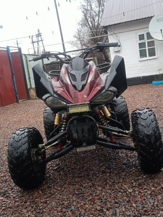 Продам квадрик обмен есть