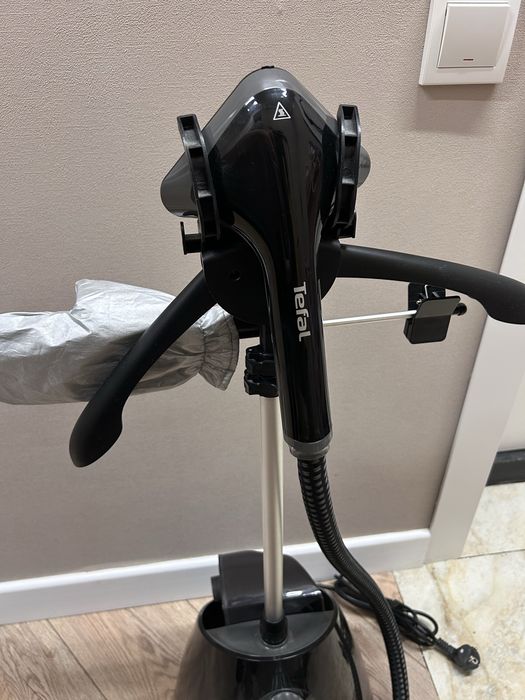 Продам отпариватель Tefal