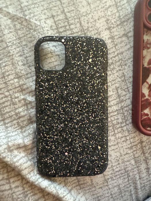 Калъфи за айфон 11 и 12