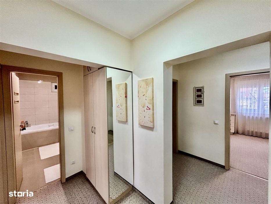 Apartament de închiriat în Sibiu – 3 camere, decomandat, 2 băi, 80 mp