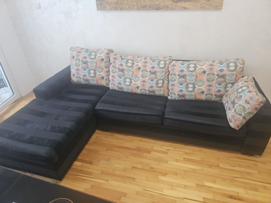 Диван ъглов черен