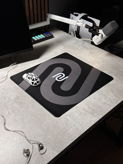 Коврики ZOWIE разных видов