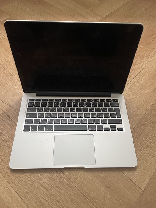 MacBook Pro (Retina, 13-inch, early 2015)