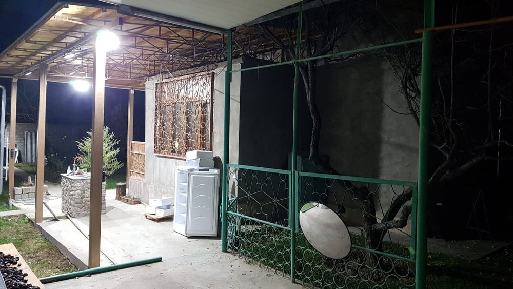 Дом-дача 10.2 сотки (2 участокав 1) два дома,сауна, бассейн