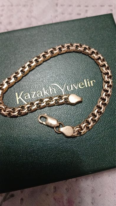 Продам золотой,литой браслет