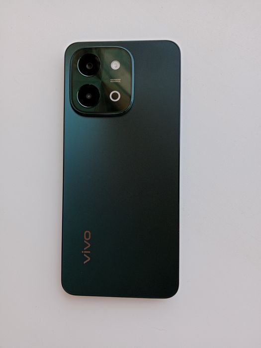 Продам телефон vivo y28
