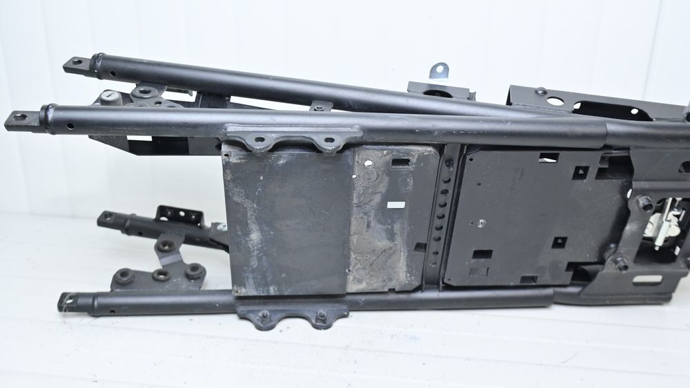 Yamaha FZ8 2010 - 2015 Cadru Codita Spate Undertail Aparatoare Plastic