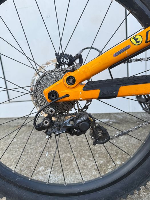 Commencal furious