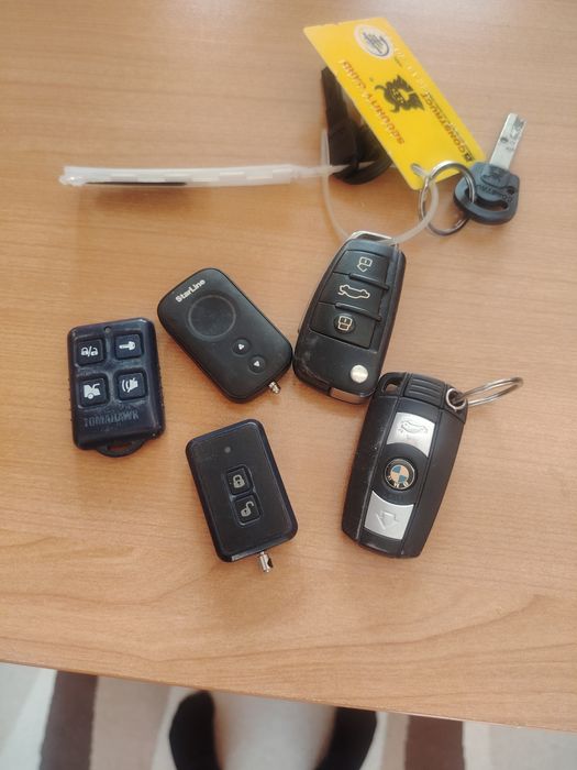 Продам Авто пульт сигнализации брелок