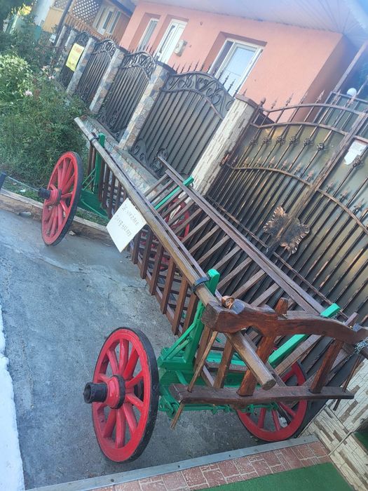 Car boi, căruță veche,