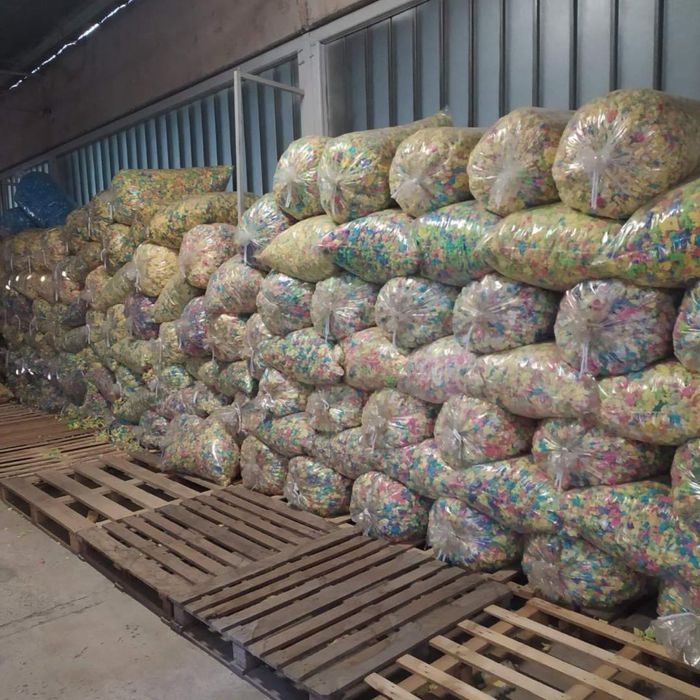 Разпродажба нарязан дунапрен парчета пълнеж възглавници барбарон