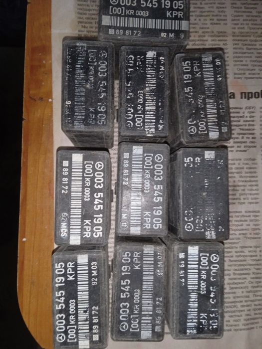 Мерседес 124 продам запчасти