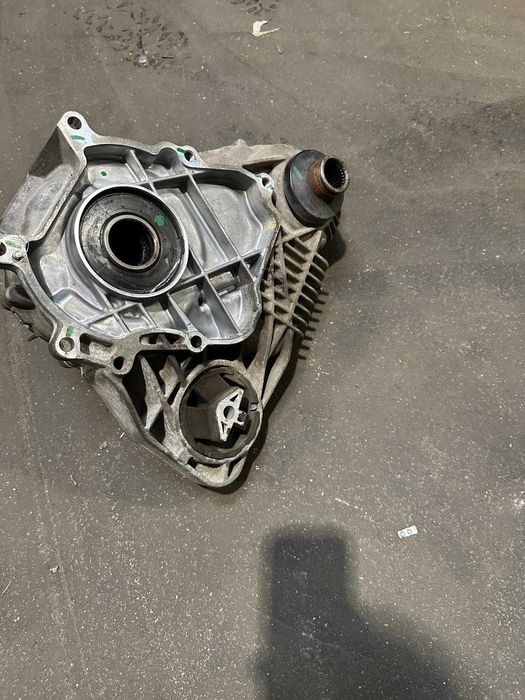 раздатка раздатъчна кутия за БМВ BMW X5 X6  F15  F85  F16  F86 E70 E71 E72 A2C73522105 кутия  ATC45L