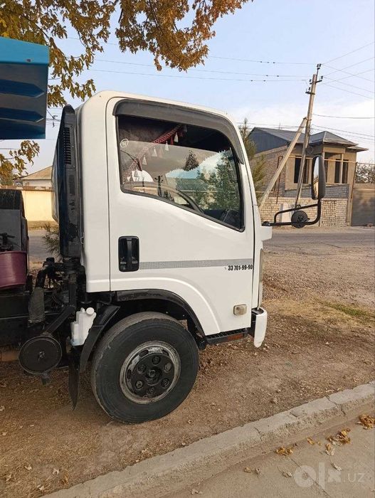 Isuzu samasval 2012 yil