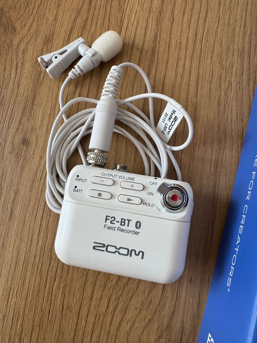 Lavaliera Zoom F2-BT White