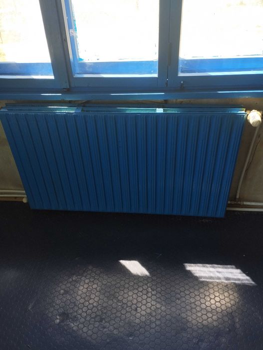 Здравейте, продавам камина с 5 радиатора