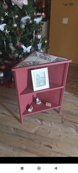 Măsuța accent și comodă de colț