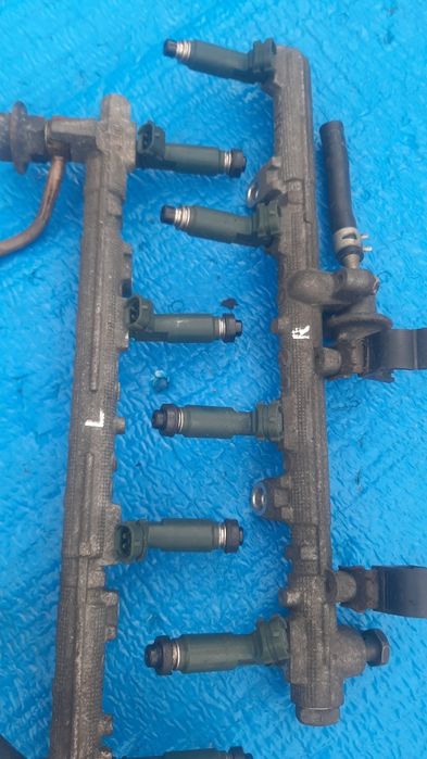 Форсунки  2UZ-FE Tayota