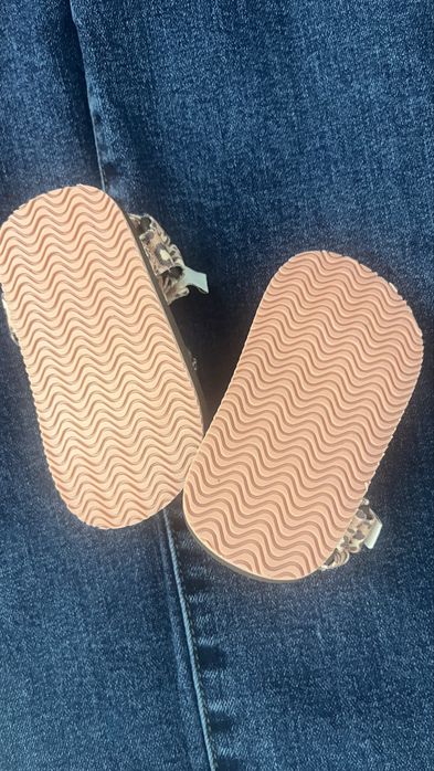 Сандали 6-12 месяцев