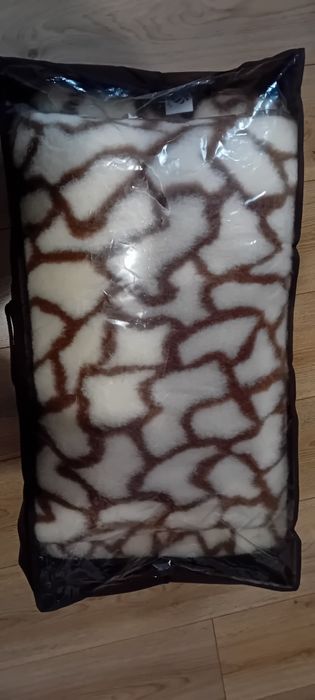 Одеало + възглавница от мериносова вълна