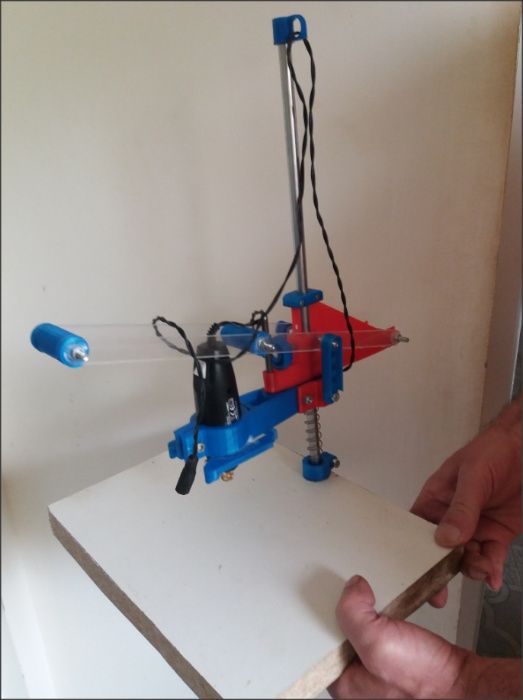 Executam roti pentru masina de tocat carne, mixere si alte piese