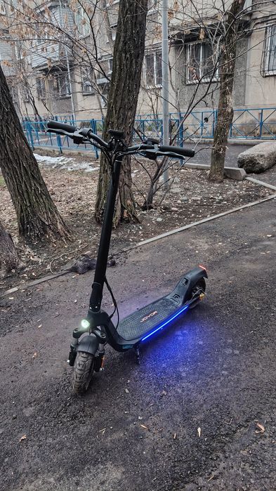 Электросамокат Joyor