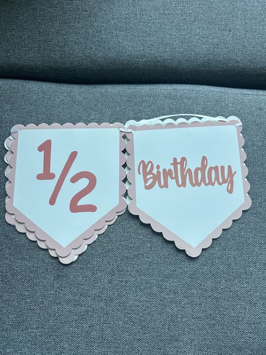 Розов банер “It’s my 1/2 Birthday” – идеален за половин рожден ден