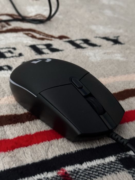 Игровая мышка Logitech g102