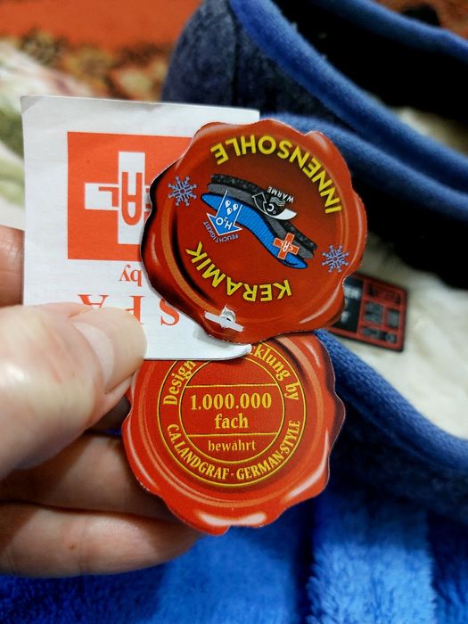 Продам женские ботики