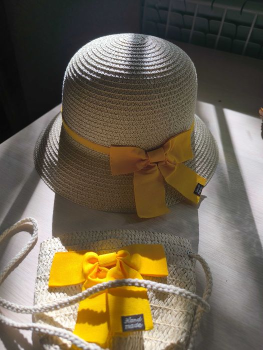 Продам шляпку для девочки