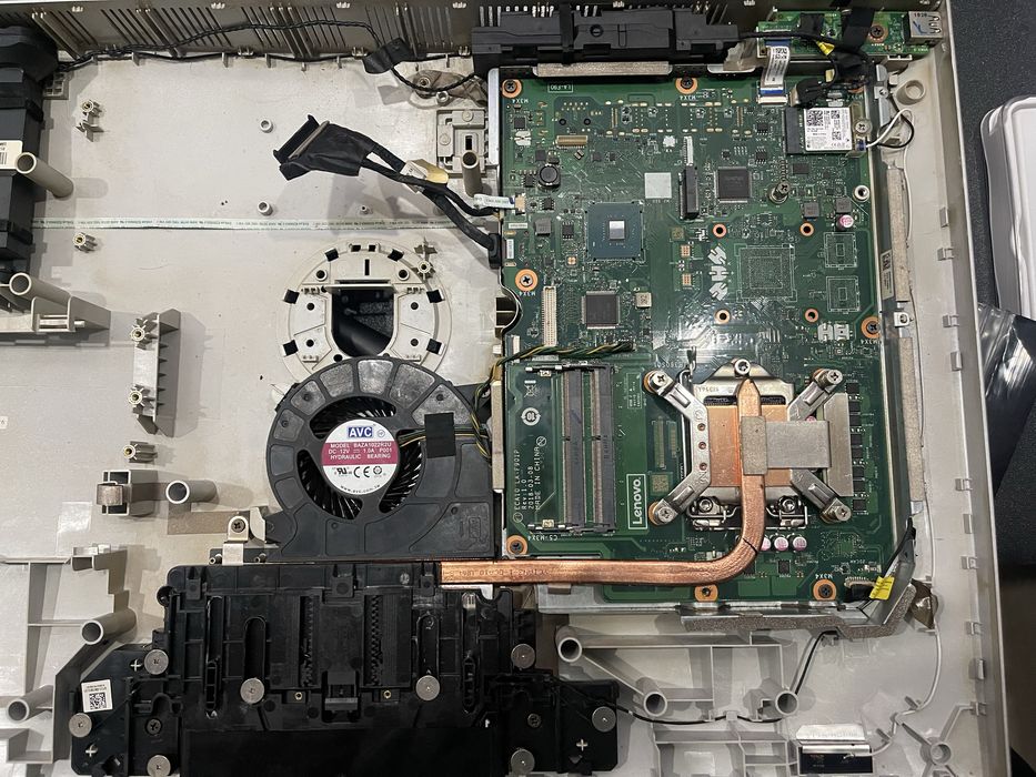 Lenovo All in one AIO model F0DJ cu display spart  pentru piese