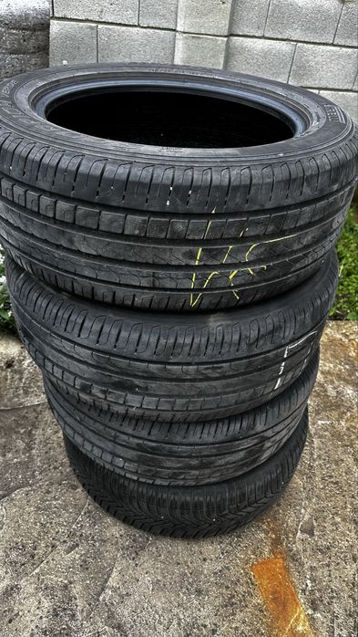 Гуми Pirelli scorpion verde 235/55/r18 3 бр и една michelin all season същия размер.