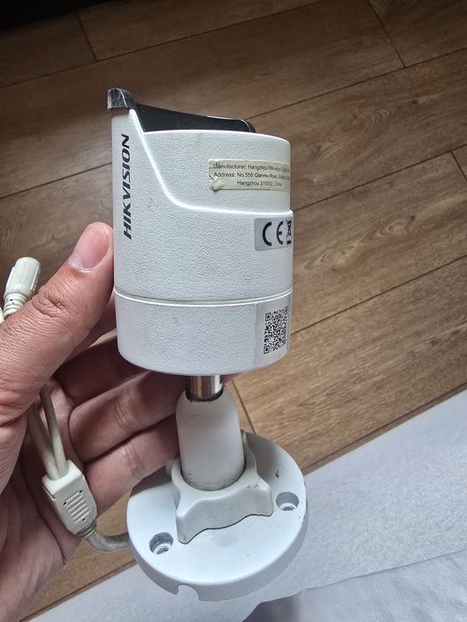 Камера Hikvision DS-2CD2042WD-I    4mm