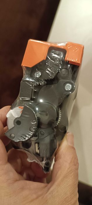 Чисто нова тонер касета