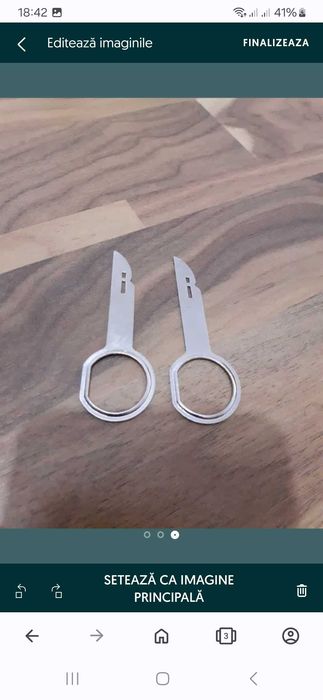 Chei radio casetofon Audi.