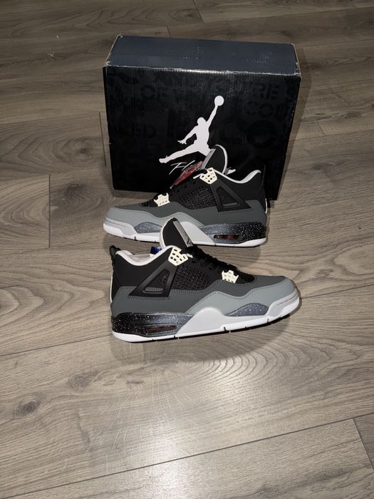 Jordan 4