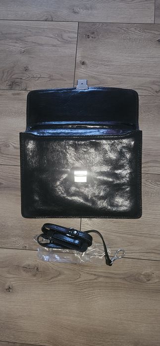 Servieta din piele pt laptop