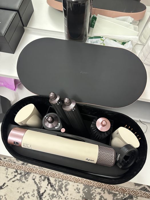 Дайсон оригинал.